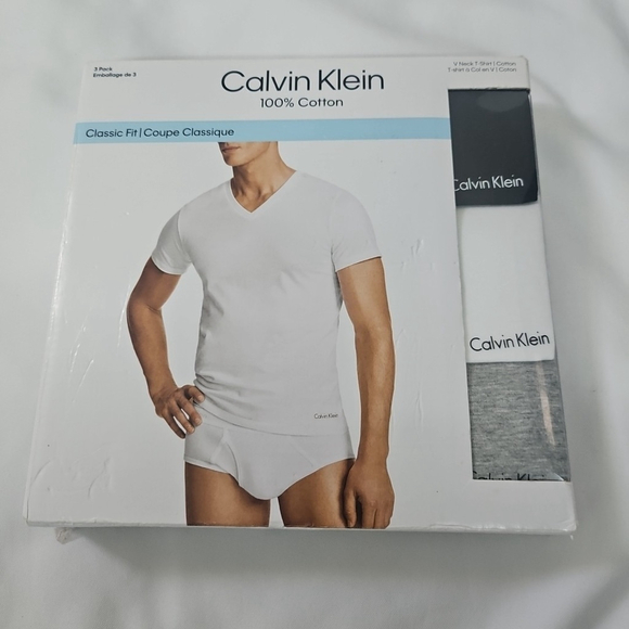 Calvin Klein Other - Calvin Klein Mens Classic Fit V-Neck T-Shirt Undershirt 3-Pack Size Medium New